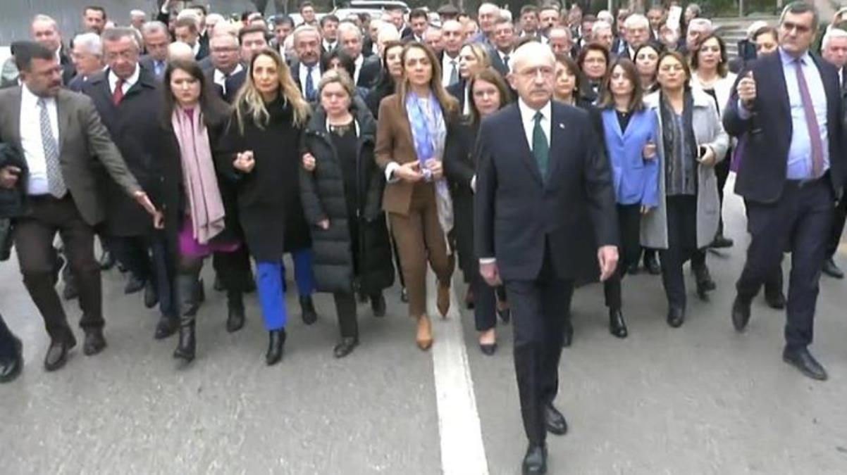 Son dakika! Kılıçdaroğlu ve CHP'li vekiller, infial yaratan çocuk gelin olayı sonrası Adalet Bakanlığı'na yürüdü