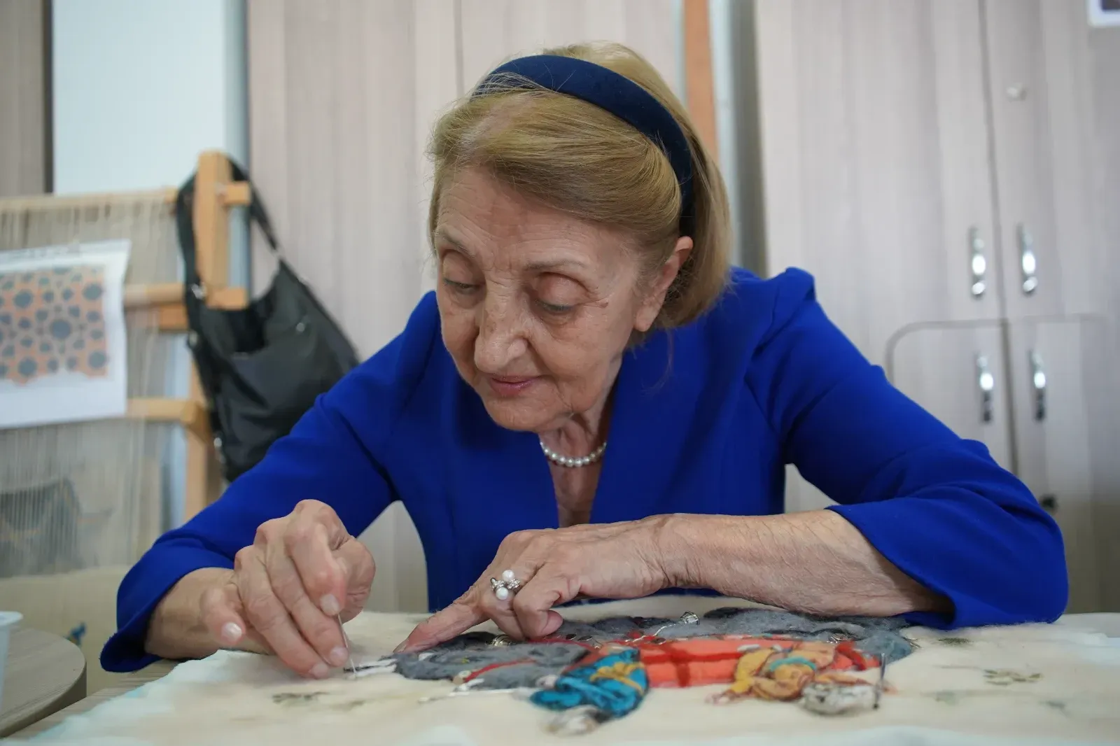 84 Yaşında Sanatla Hayata Tutundu: Emekli Öğretmen Sergiye Hazırlanıyor