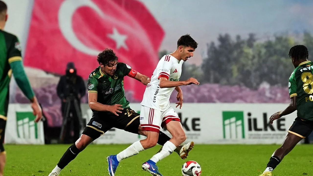 Borç büyüyor, Sakaryaspor’da belirsizlik sürüyor