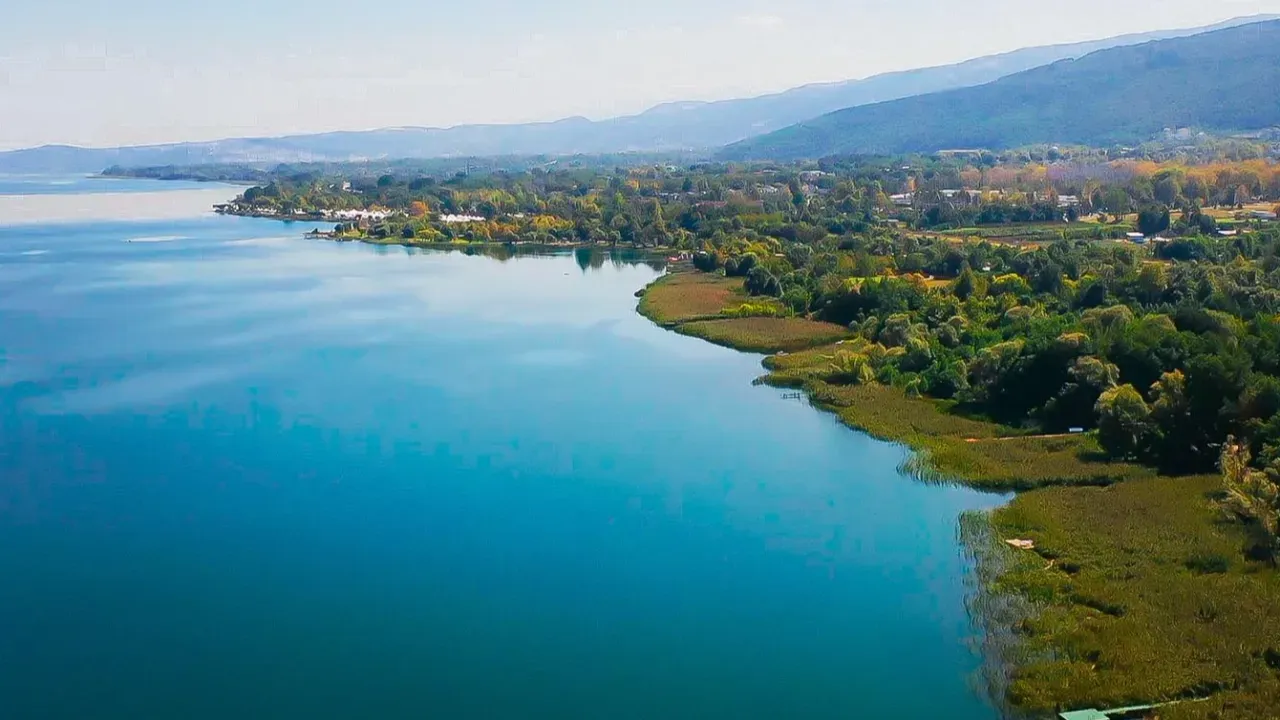 Akçay ve Yuvacık’tan Sapanca Gölü’ne çifte can suyu
