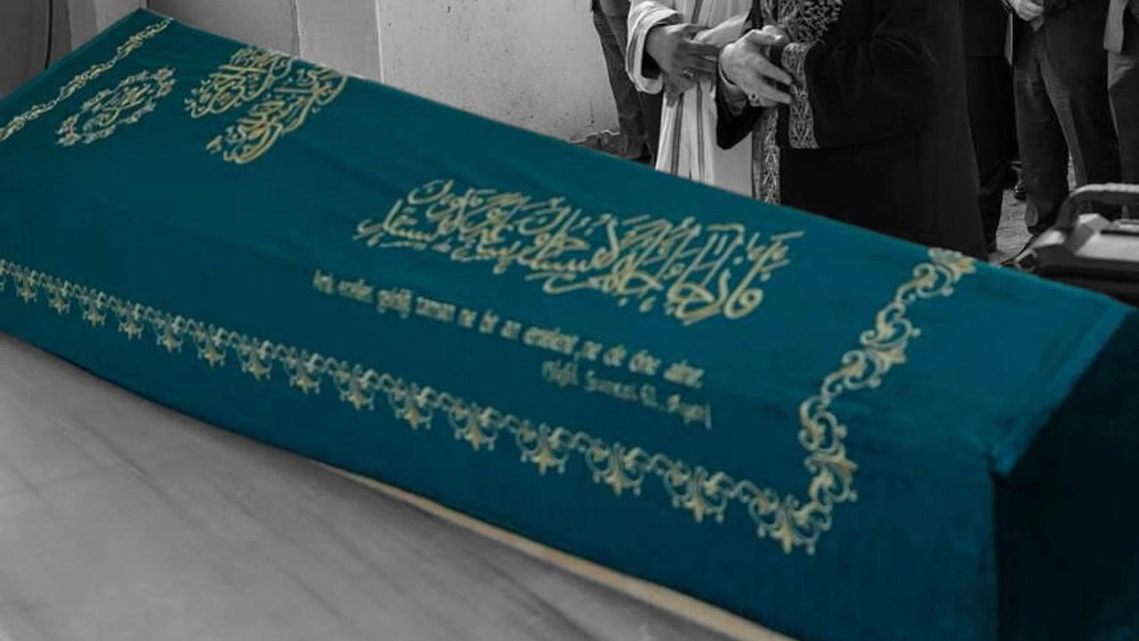 Evinde fenalaştı, hastaneden acı haber geldi! 38 yaşındaki Fatma Gündoğdu hayatını kaybetti