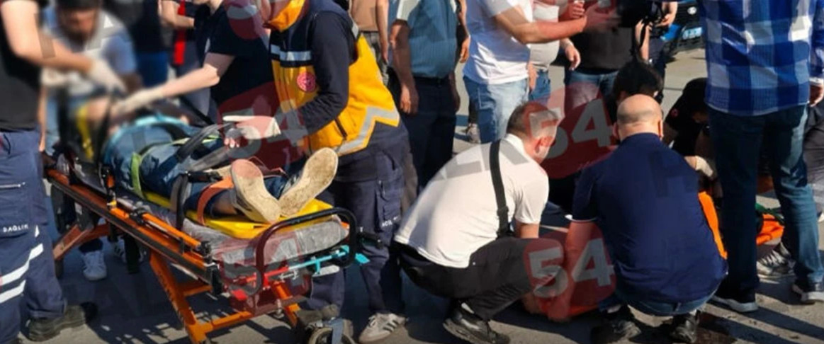 Hendek 2. OSB’de motosiklet ile otomobil çarpıştı: 2 yaralı