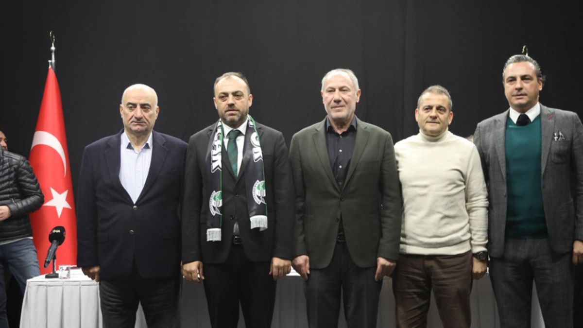 Sakaryaspor’da Belirsizlik Derinleşiyor