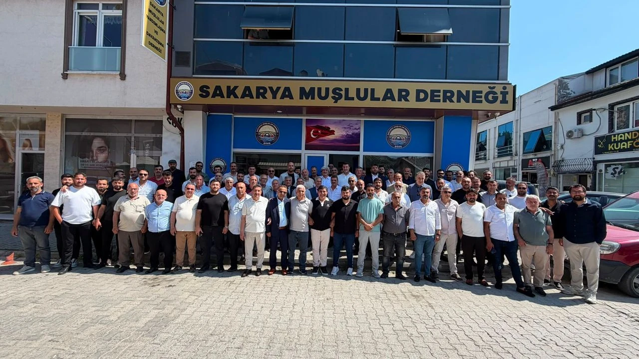 Sakarya Muşlular Derneği’nde Saydam güven tazeledi