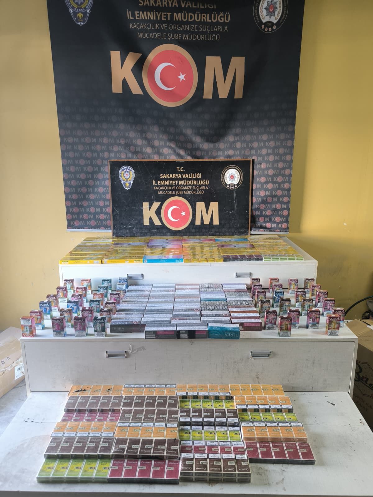 Kaçakçılık Operasyonlarında Çok Sayıda Ürün Ele Geçirildi: 3 Gözaltı