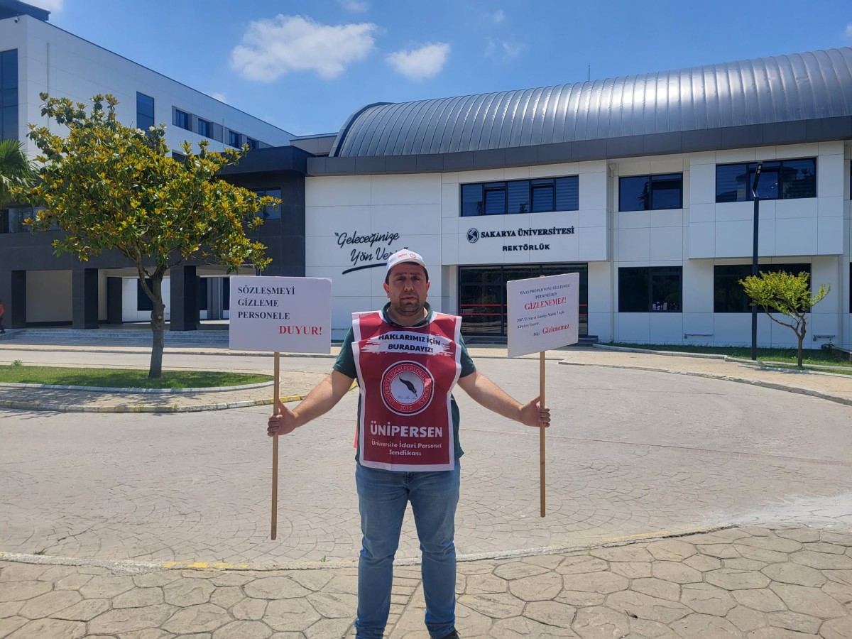 Ünipersen'den SAÜ Yönetimine Promosyon Tepkisi: