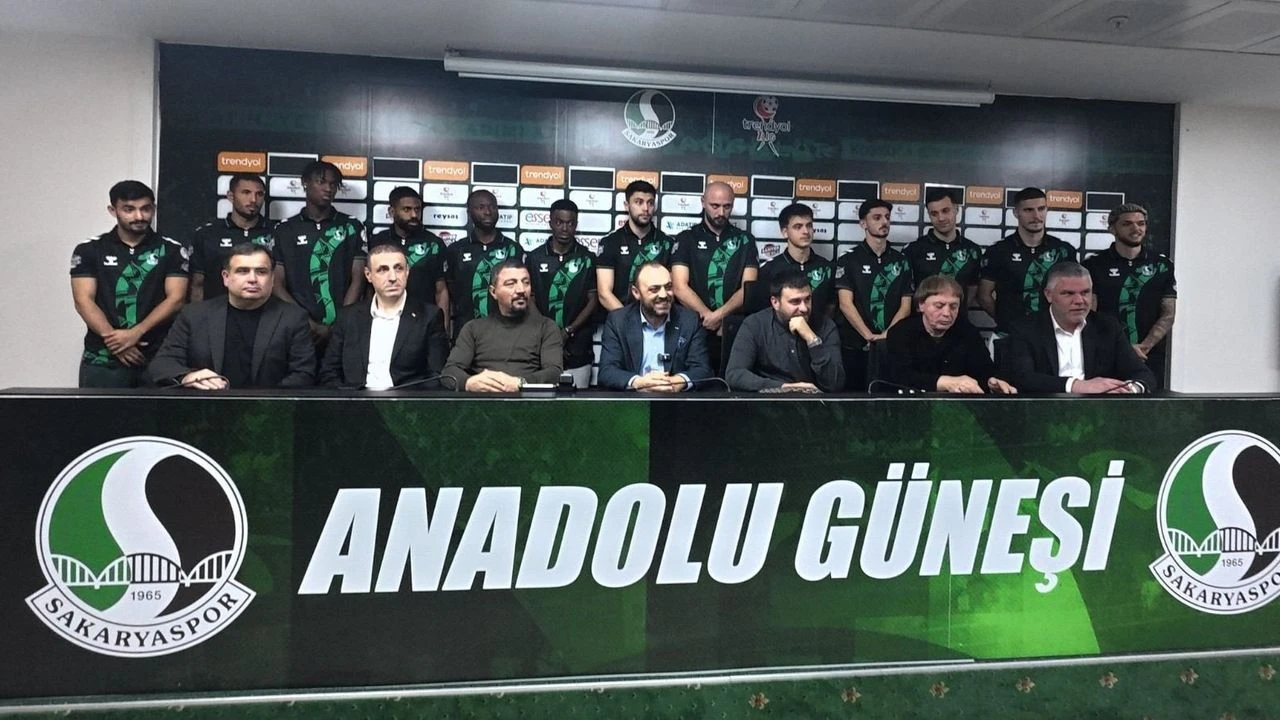 Sakaryaspor’da Kongre Çıkmazı: Tarih Yok, Aday Yok, Sessizlik Var