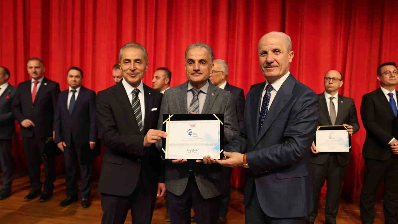 YÖK’ten SAÜ’ye “Spor Dostu Kampüs” ödülü