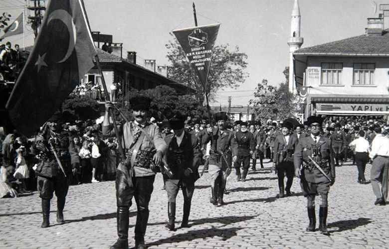Güneş 21 Haziran Sabahı Bir Başka Doğdu