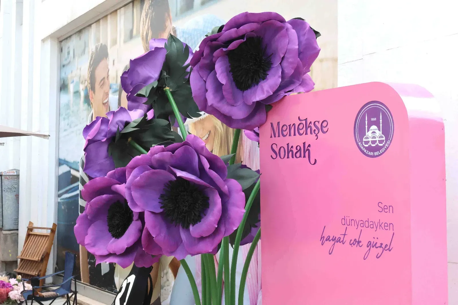 Menekşe Sanat Sokağı Adapazarı’nda Açıldı
