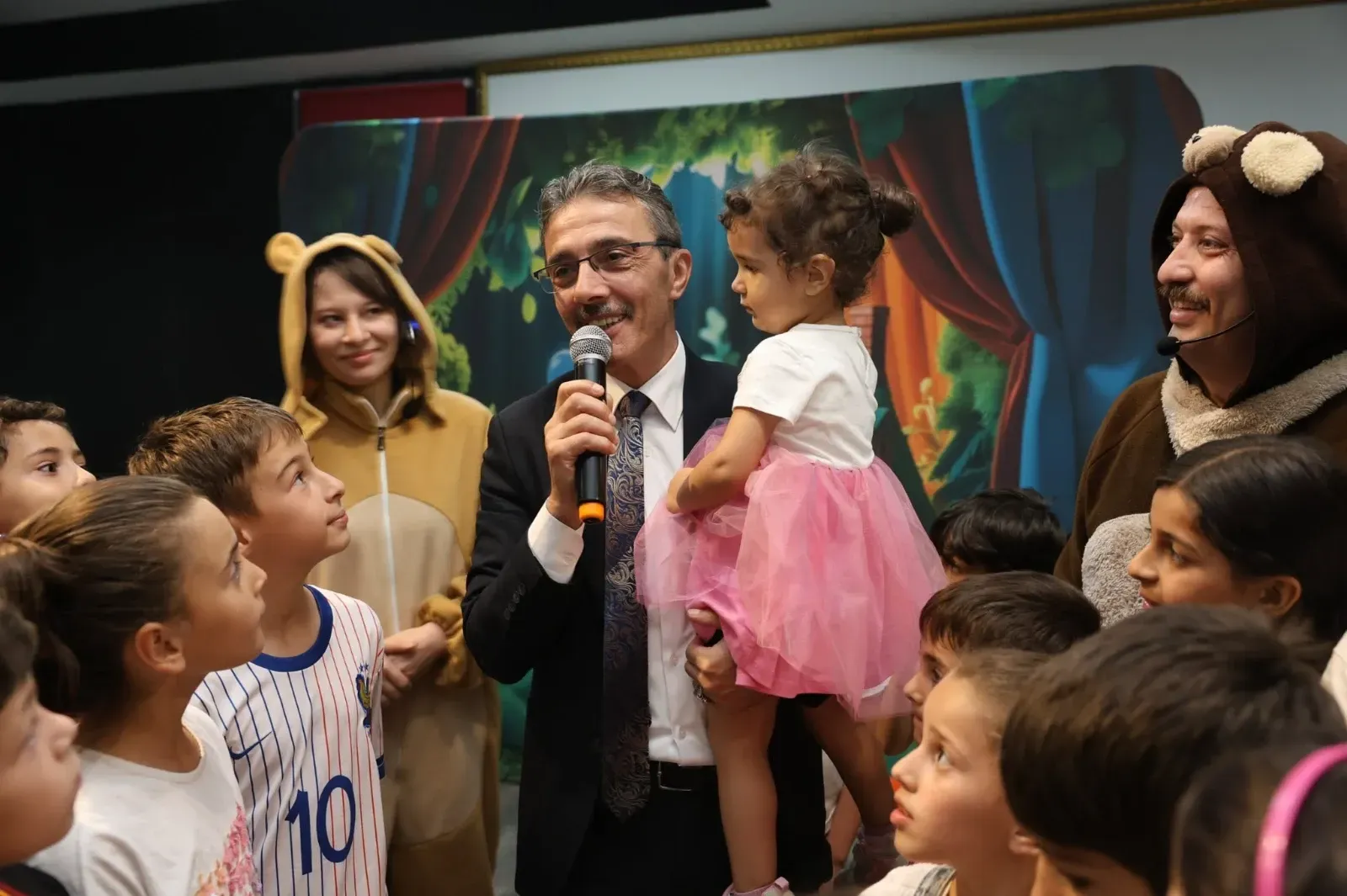 Sevgi Ağacı Minikleri Buluşturdu