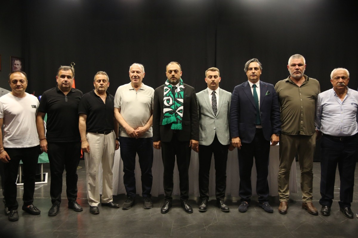Sakaryaspor'da görev dağılımı netleşiyor