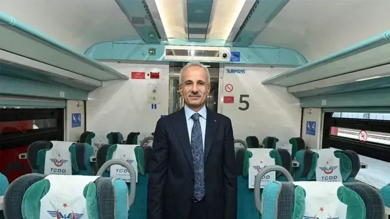 Milli tren Adapazarı-Gebze hattını aştı