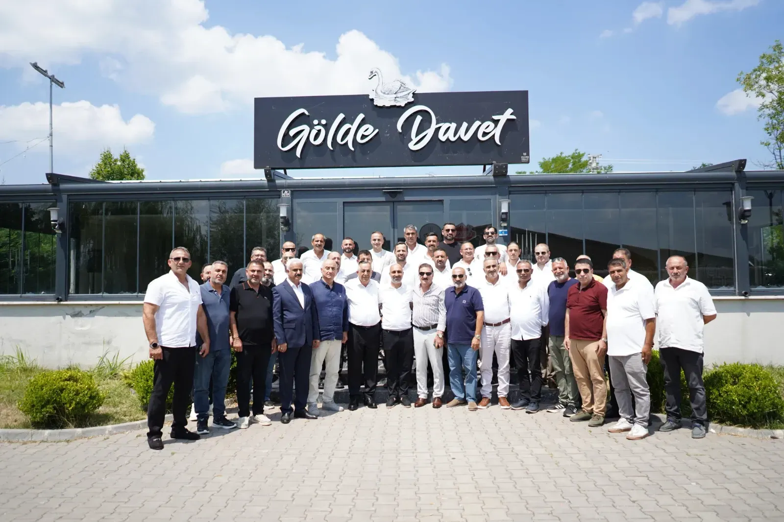 Müteahhitler Arifiye'de sektörün geleceğini konuştu