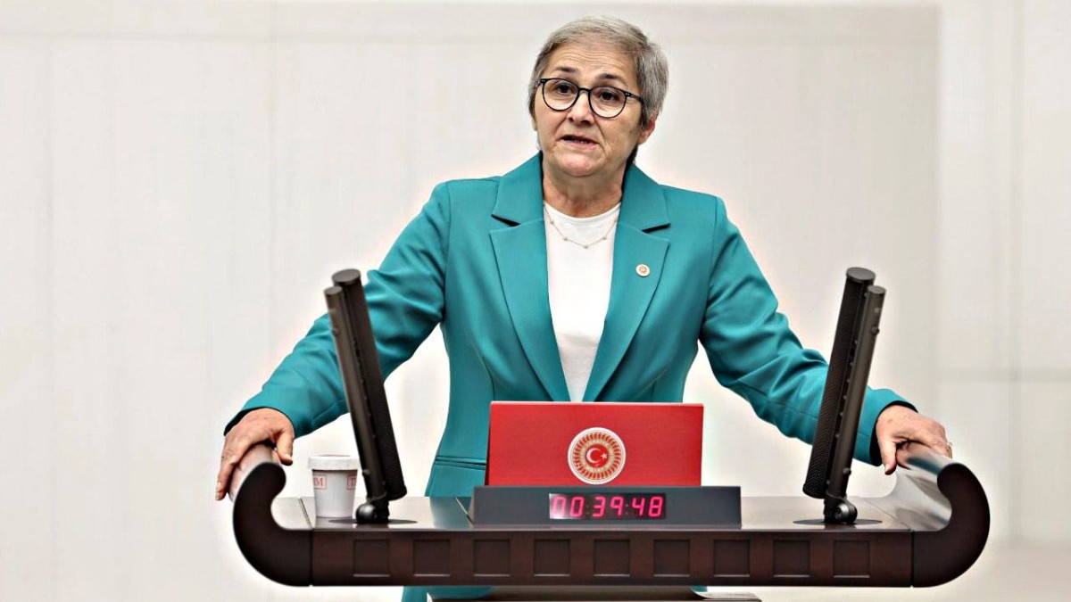 CHP'den ayrılan Ayça Taşkent: 