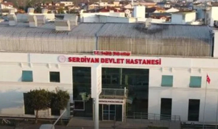 Serdivan Devlet Hastanesi'nde usulsüz hizmet alımı iddiası: 10 personele idari ceza