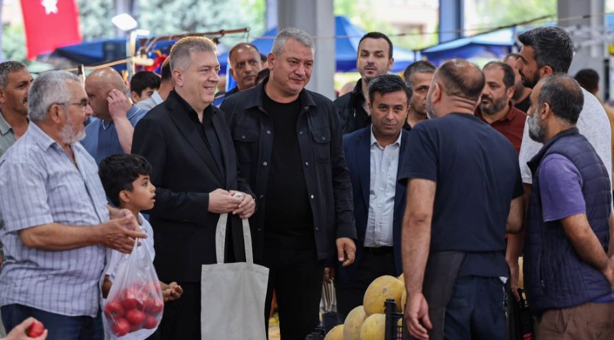 Ertuğrul Kocacık'tan Arabacıalanı Yeni Pazar Yeri'ne ziyaret
