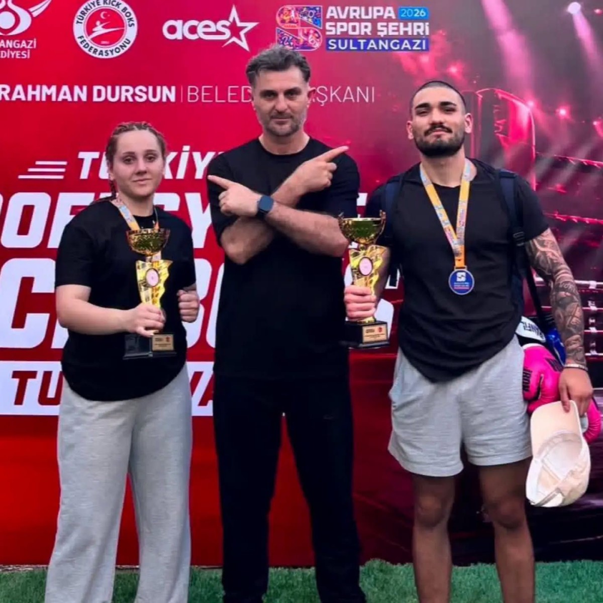 Kick boksta çifte gurur! ETN Kick Boks Spor Kulübü'nden iki madalya, iki kupa