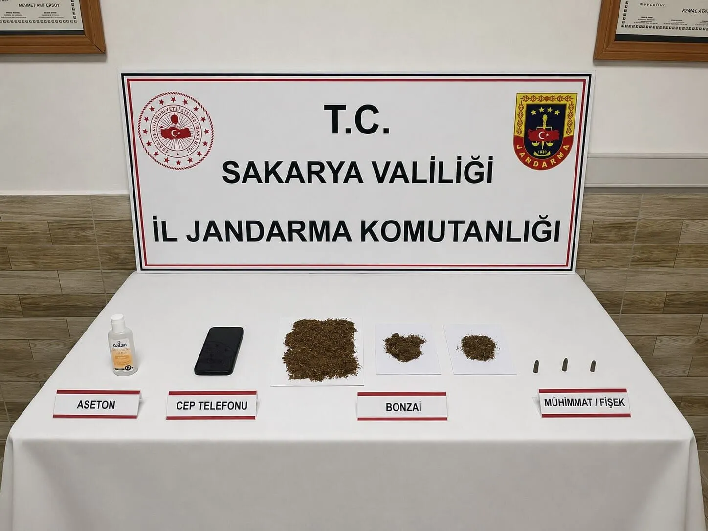 Karasu'da uyuşturucu operasyonu: 7 sokak satıcısı tutuklandı