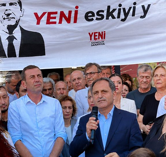 CHP Sakarya teşkilatı topluca istifa etti! Yeni Parti’ye katıldılar