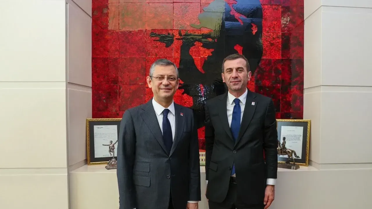 Özgür Özel, Oğuzcan Curoğlu'nun düğünü için Sakarya'ya geliyor