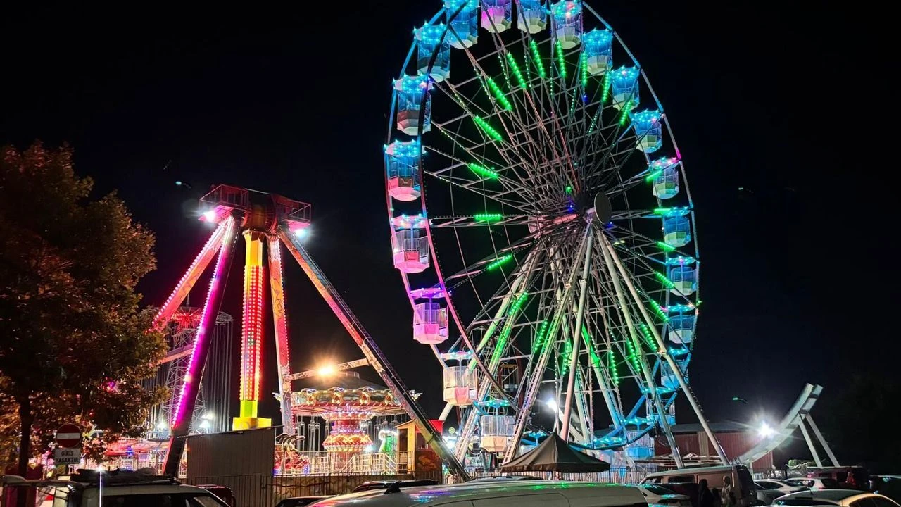 Sakarya'nın yeni eğlence noktası: Erenler'deki Luna Park ilgi görüyor
