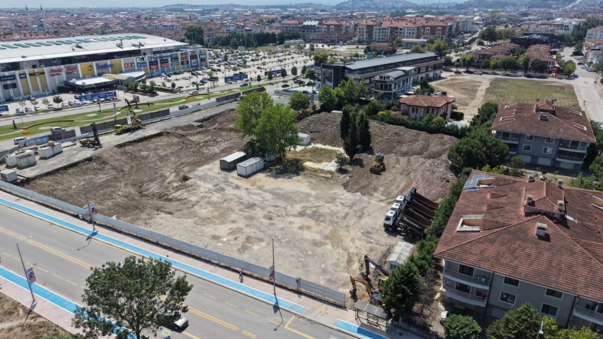 Serdivan'da yeni Hükümet Konağı'nın inşası başladı