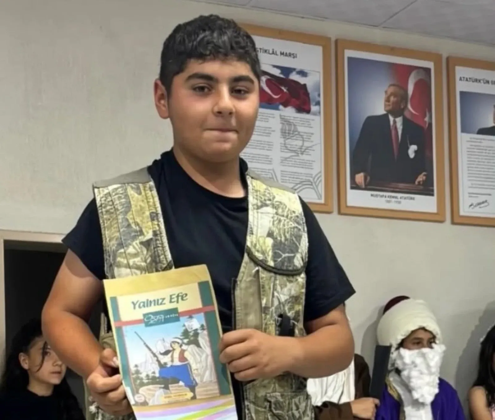 O evde yaşananlar çocuğu hayattan kopardı
