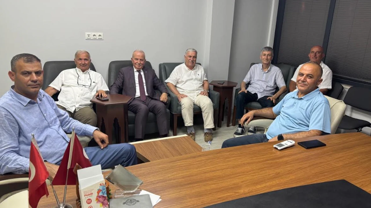 Başsavcı Uğurlu ve Emniyet Müdürü Saka’dan Trabzonlular Derneği’ne ziyaret