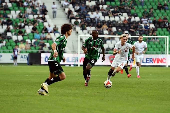 1. Lig’de en çok mücadele eden takım Sakaryaspor