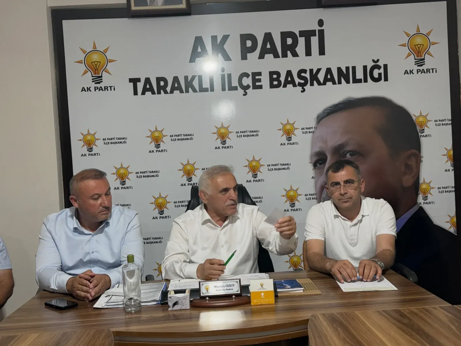 Milletvekili İnci, Taraklı’da muhtarlarla bir araya geldi