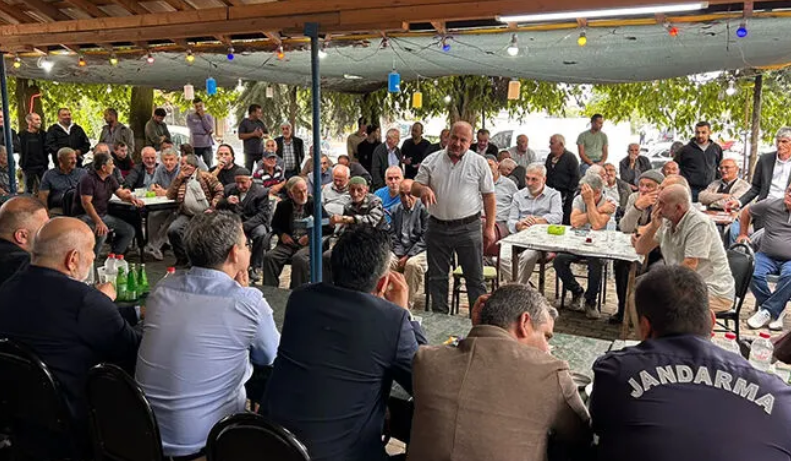 Hendek’te protokol vatandaşı dinledi!