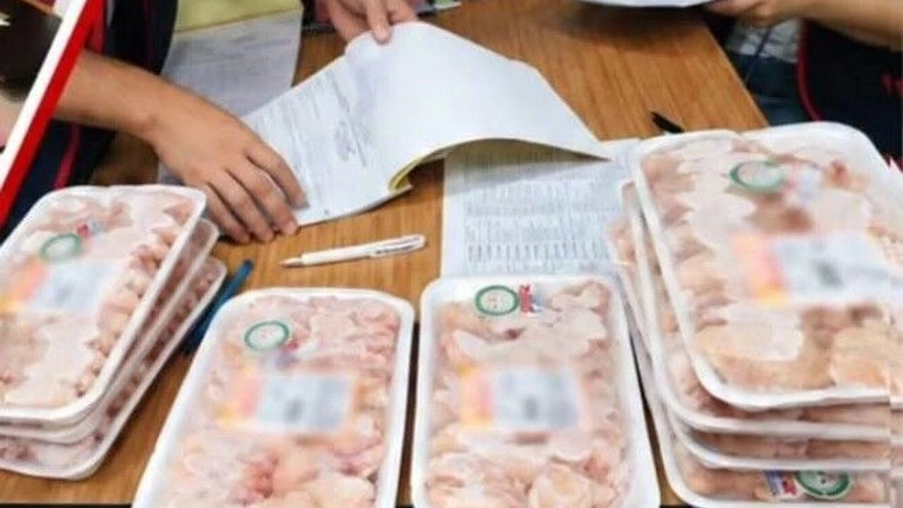 Son Kullanma Tarihi Geçmiş Tavuklar İmha Edildi