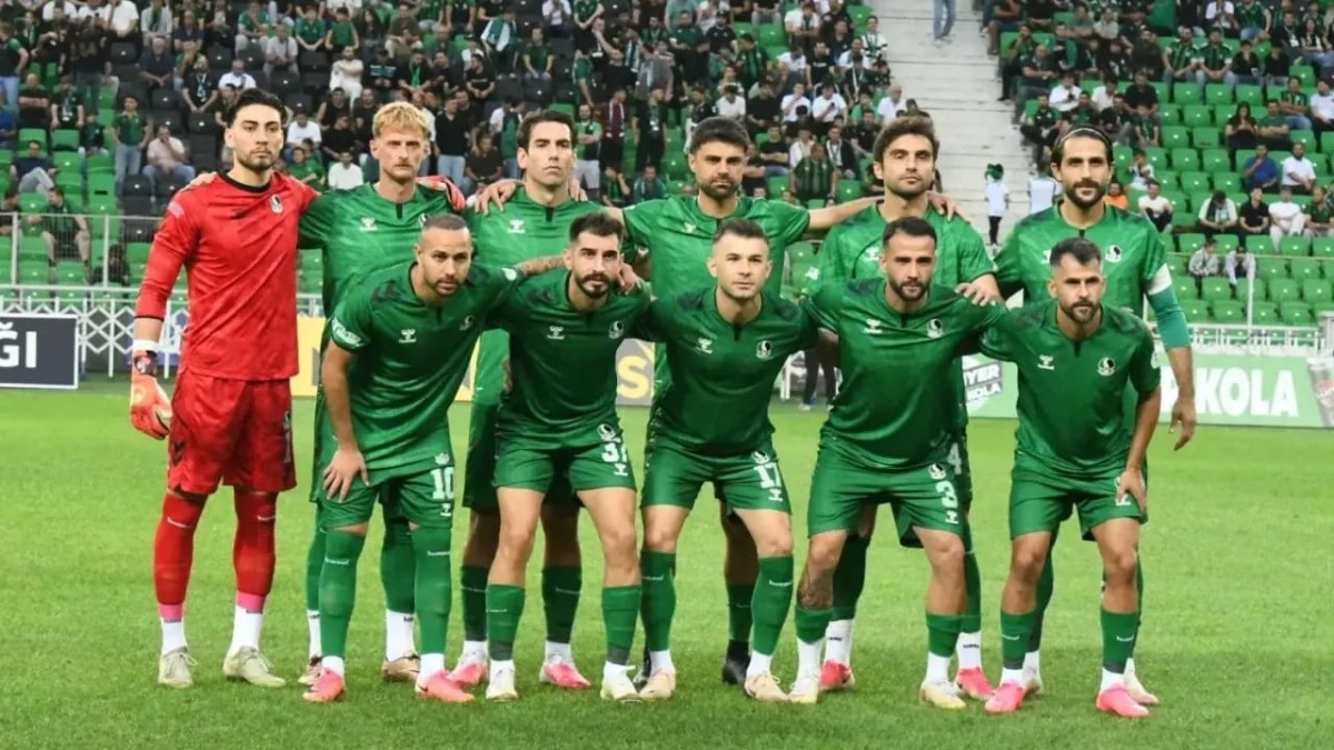 Türkiye’de 5’te 5 yapan tek takım Sakaryaspor! 