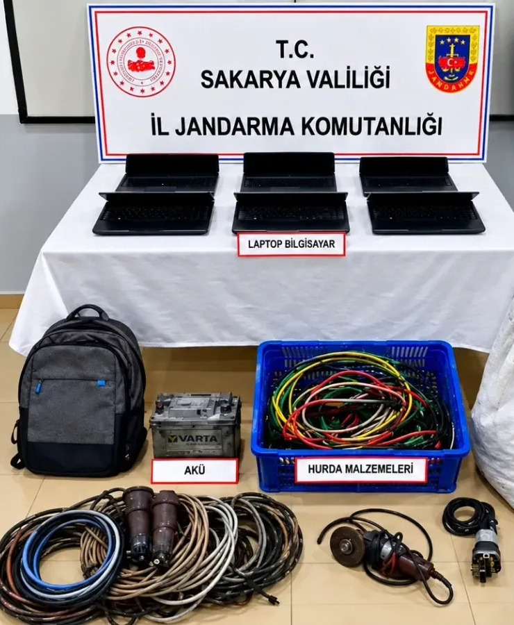 Maske takıp çaldılar! JASAT’tan kaçamadılar