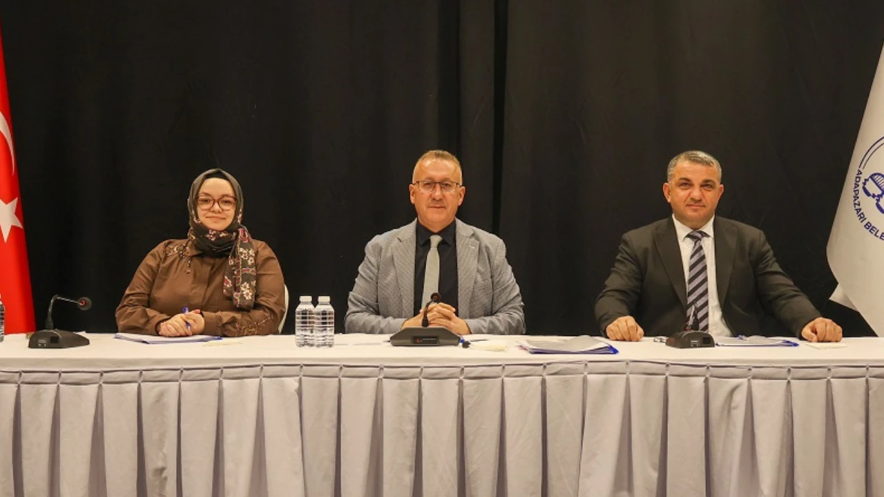 Adapazarı Belediyesi’nin 3 Milyar 990 Milyon TL’lik bütçesi oy birliğiyle kabul edildi