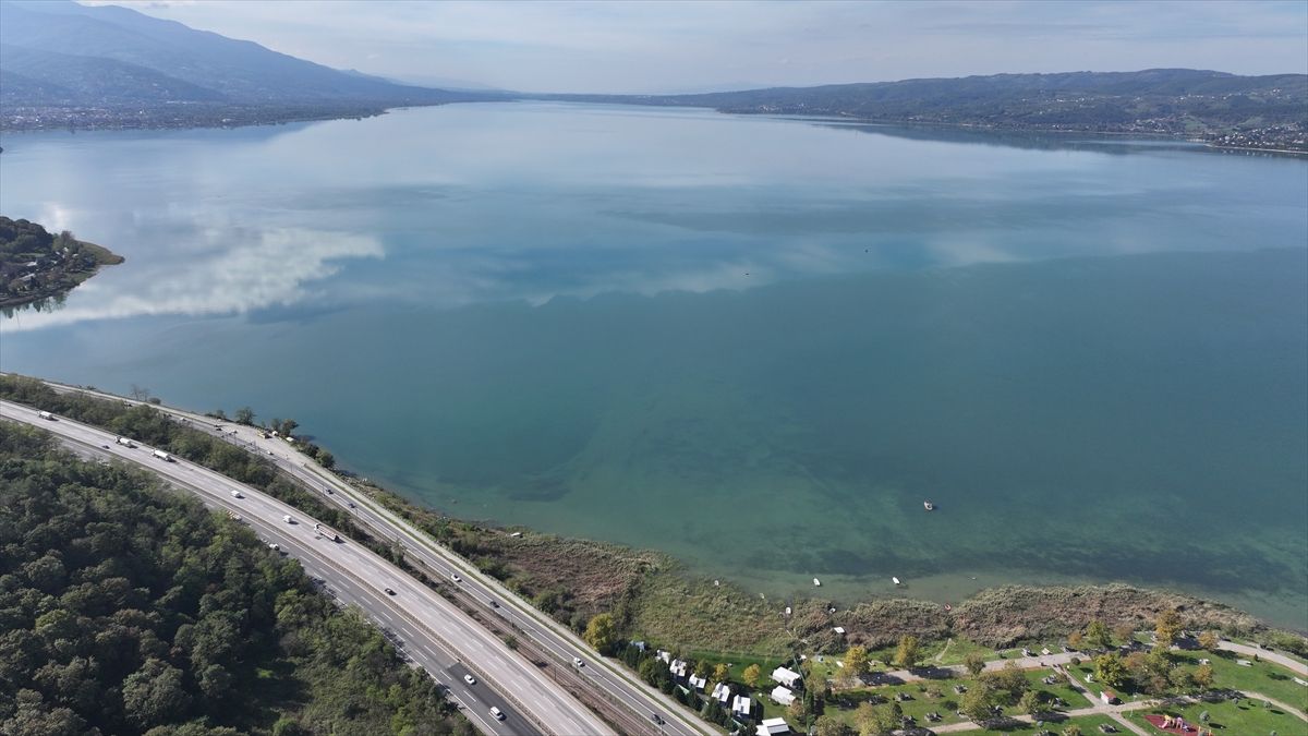 Sapanca Gölü’nde su seviyesi son iki yılın zirvesinde!