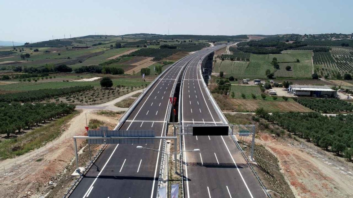 Hendek’te 4 Cadde ve Sokak Trafiğe Kapatılacak