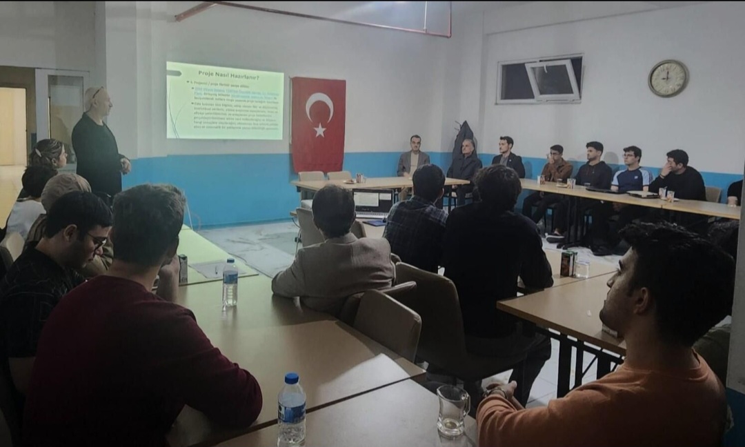 SAÜ’den öğrencilere TÜBİTAK proje atölyesi fırsatı
