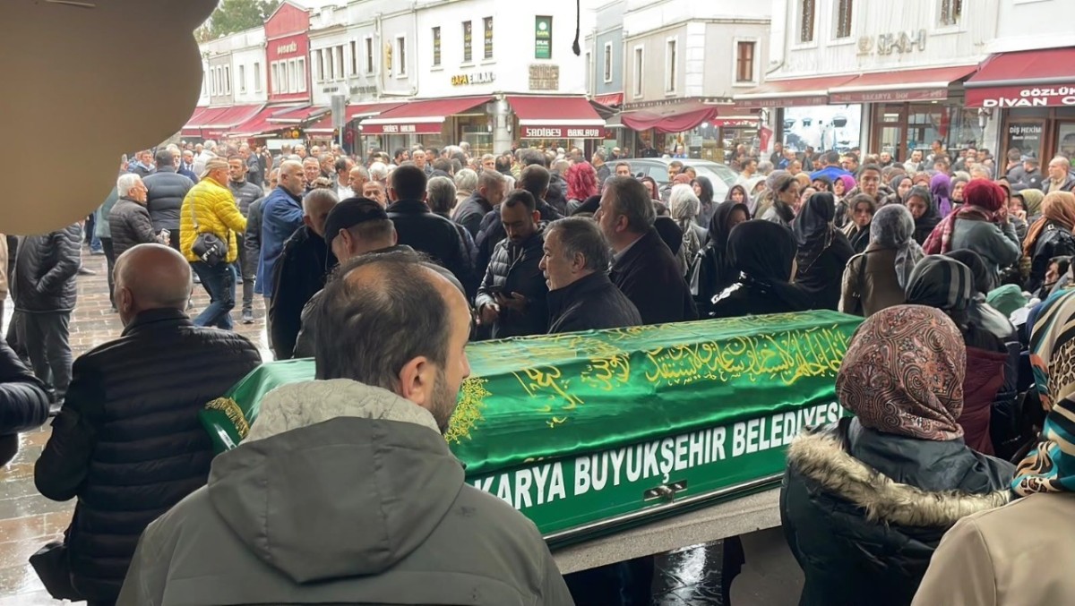 Eray Tuna ve eşi Begüm, Sakarya'da son yolculuklarına uğurlandı