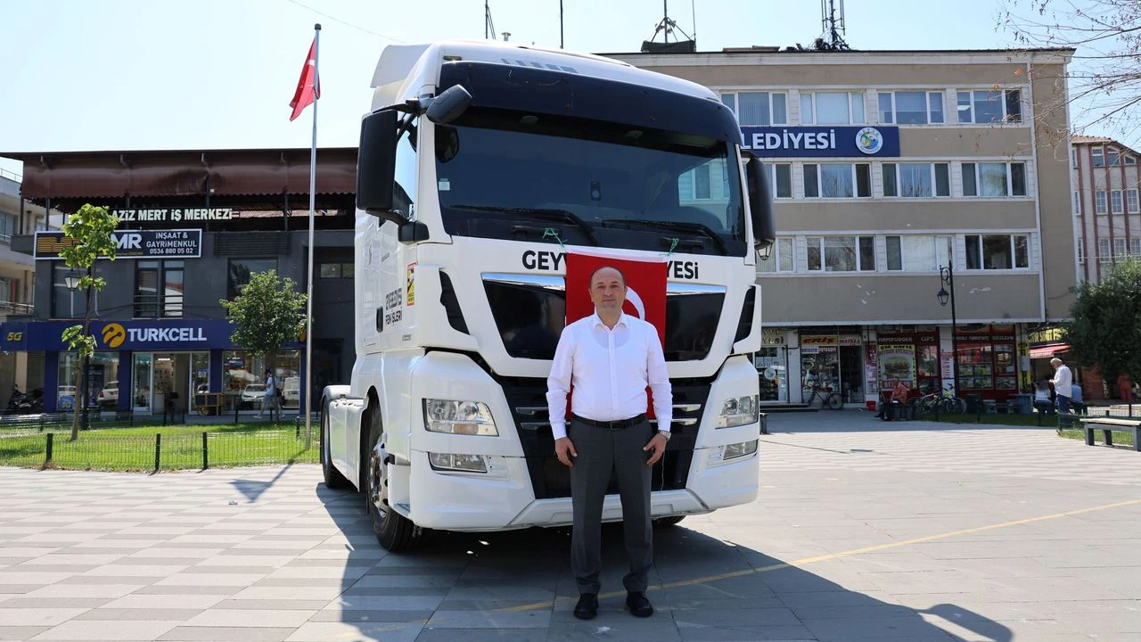Geyve Belediyesi 1,7 milyon TL’lik yeni aracı filosuna kattı