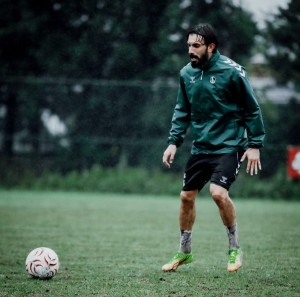 Sakaryaspor yağmur altında çalıştı