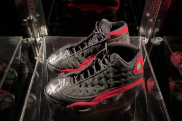Michael Jordan'ın ayakkabıları rekor kırdı